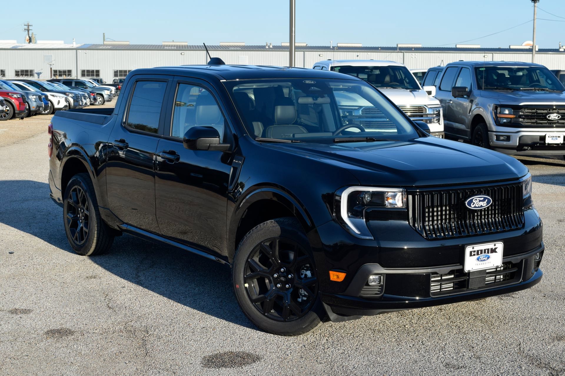 New 2026 Ford Maverick Lobo AWD/4WD image 3