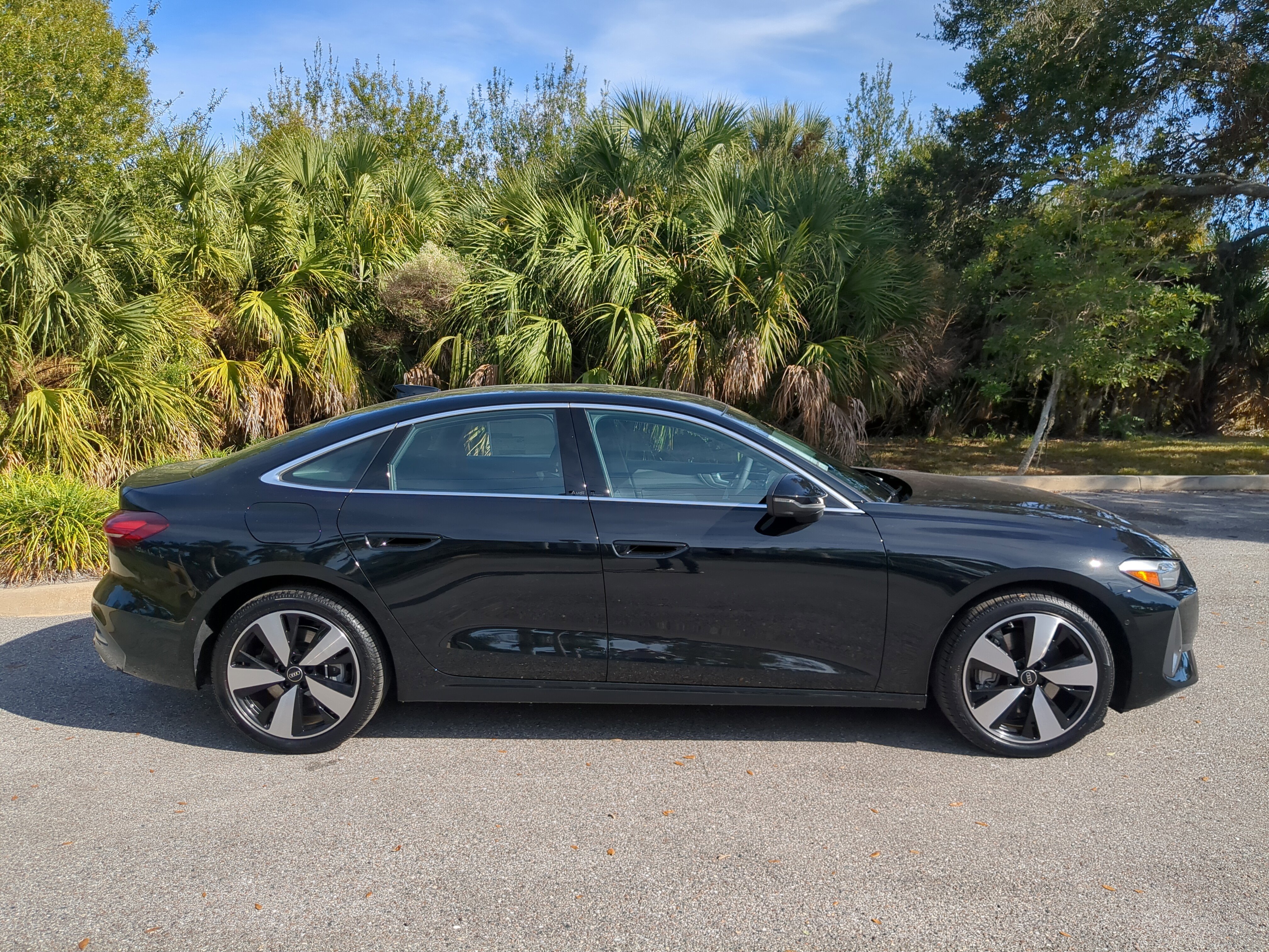 New 2025 Audi A5 2.0T Premium image 3