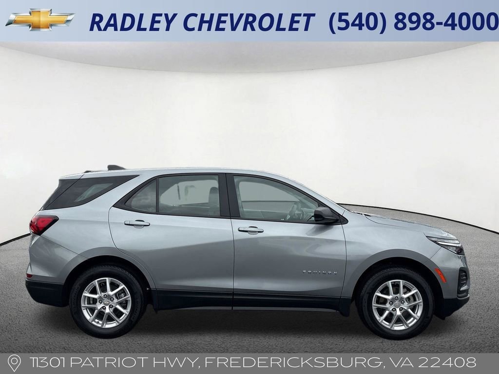 Certified 2023 Chevrolet Equinox LS w/ Driver Confidence II Package FWD image 32