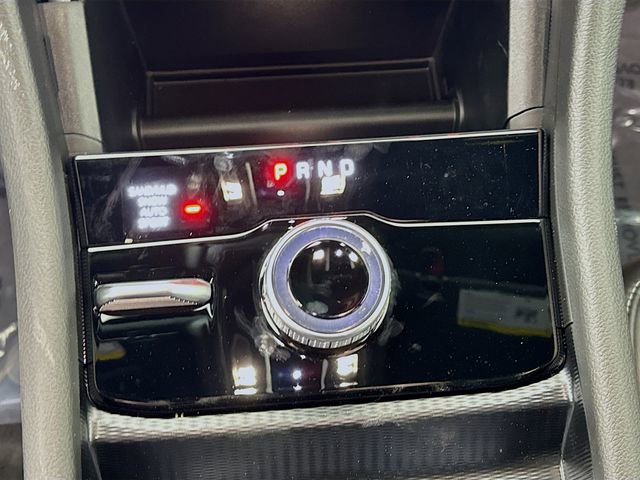 New 2025 Jeep Grand Cherokee Limited w/ Black Appearance Package image 17