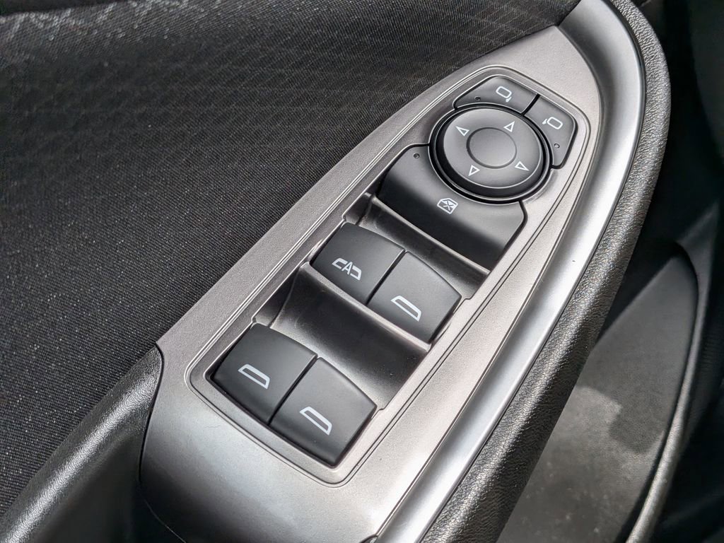 Used 2023 Chevrolet Malibu LT FWD image 21