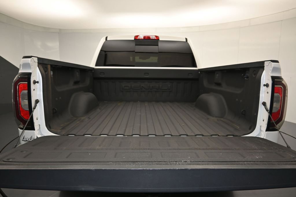Used 2018 GMC Sierra 1500 Denali AWD/4WD image 26