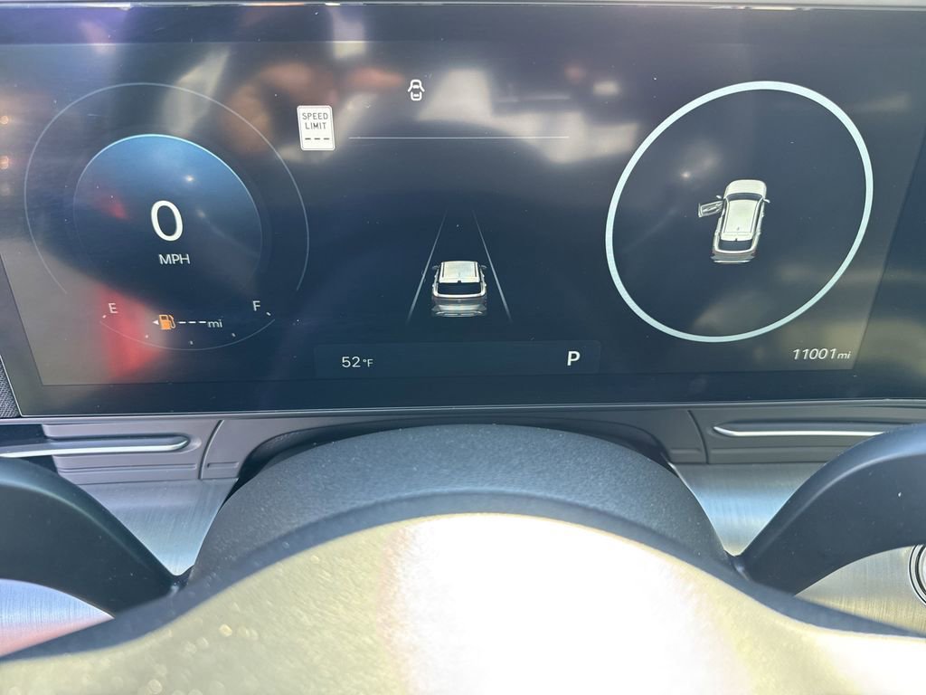 Used 2025 Hyundai Kona Limited image 27