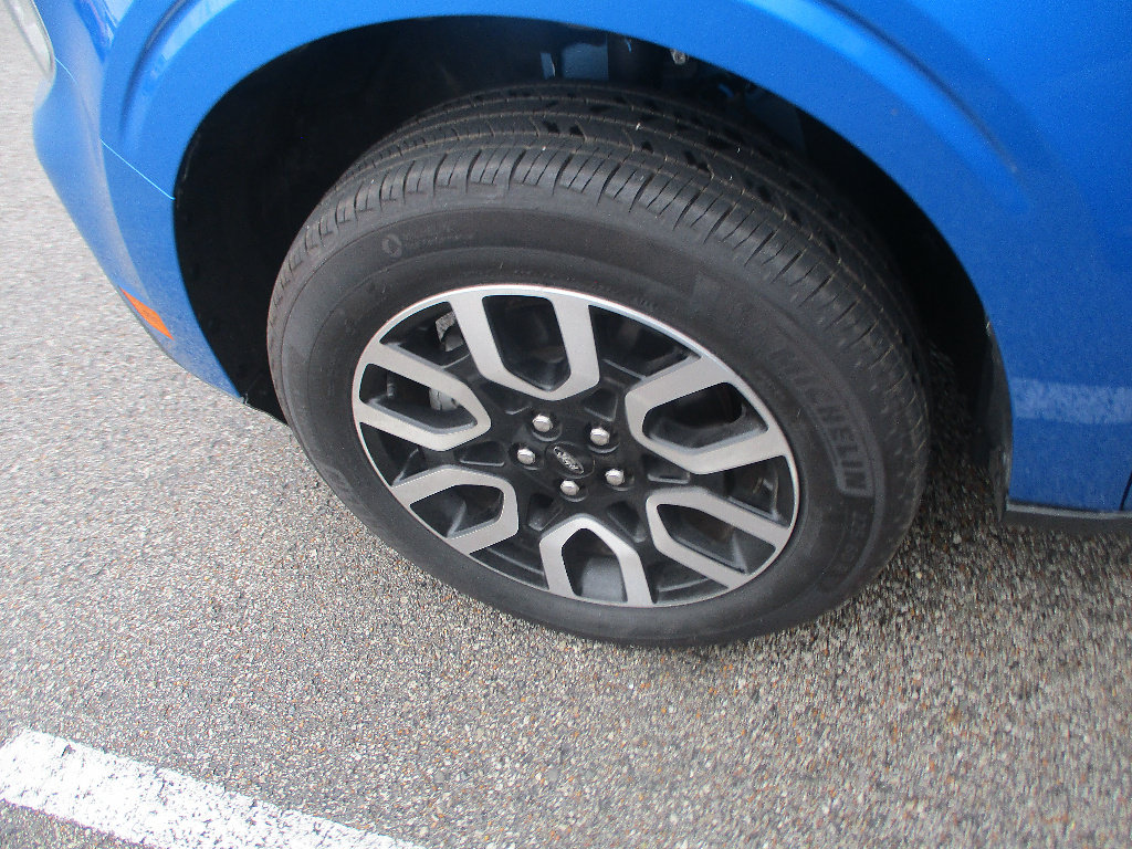 Used 2022 Ford Maverick Lariat FWD image 26