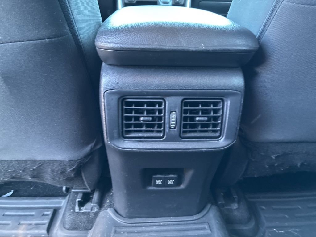 Used 2021 Toyota RAV4 XLE image 19