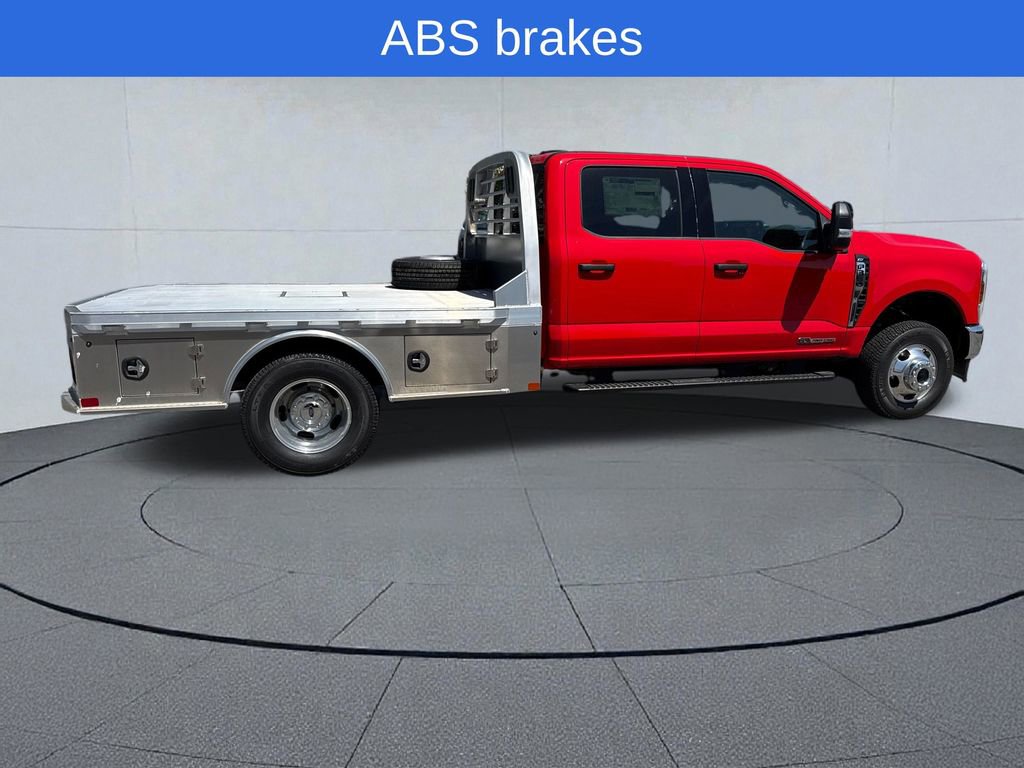 New 2026 Ford F350 XLT w/ XLT Value Package AWD/4WD image 3