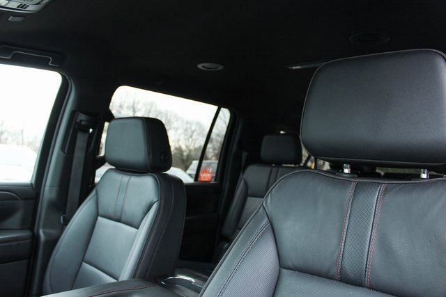 Used 2024 Chevrolet Suburban RST w/ Luxury Package AWD/4WD image 14