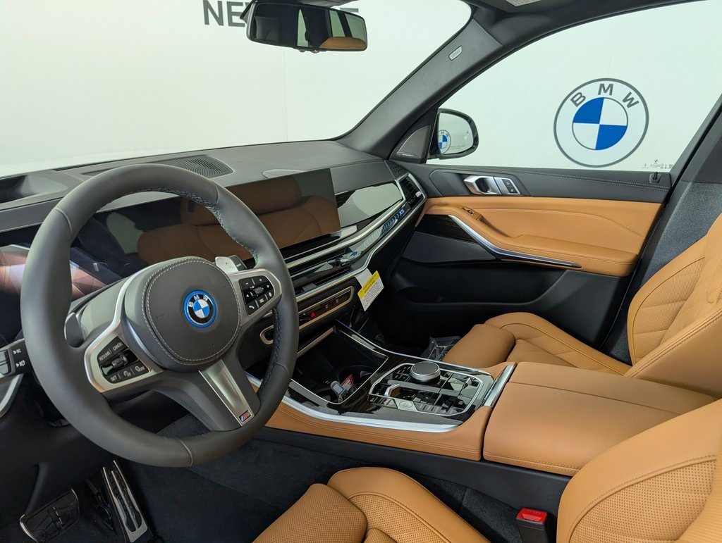 New 2026 BMW X5 xDrive50e w/ M Sport Package image 11