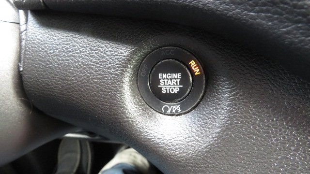 Used 2019 Jeep Cherokee Latitude Plus w/ Comfort/Convenience Group image 21