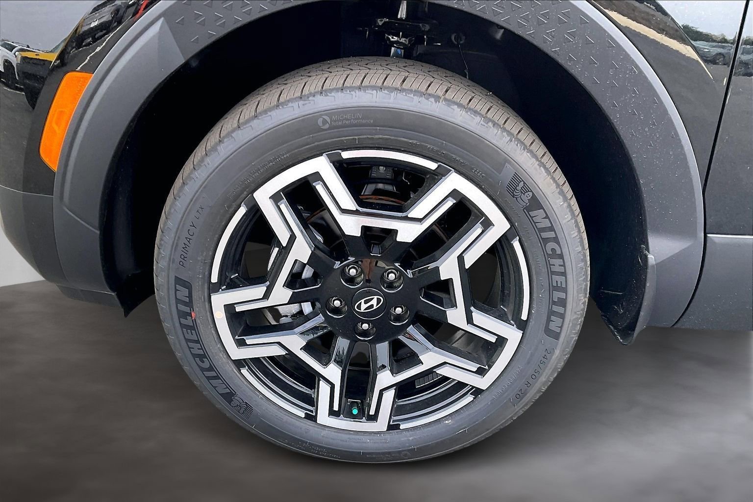 New 2026 Hyundai Santa Cruz Limited AWD/4WD image 13