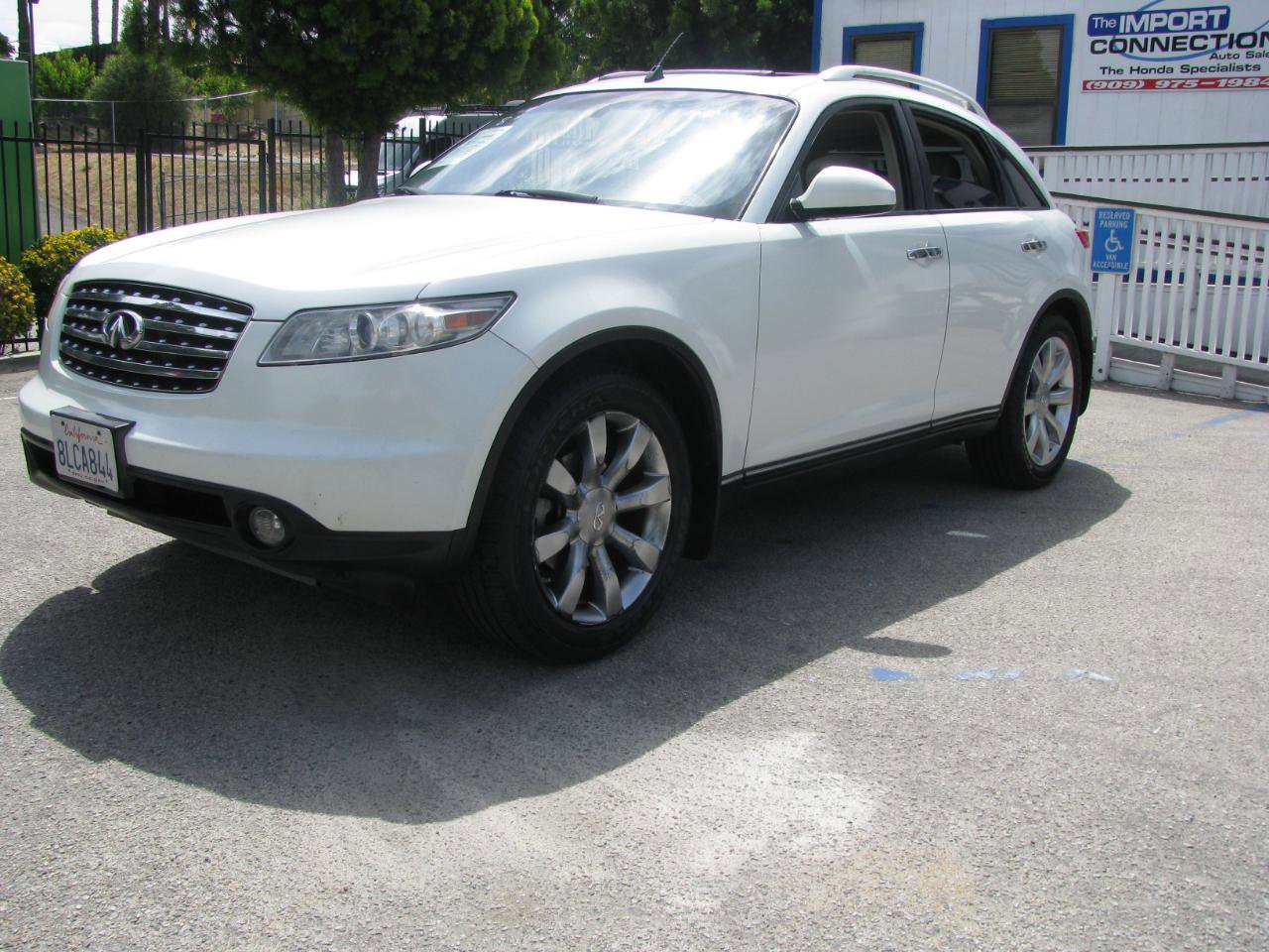Used 2004 INFINITI FX35 2WD w/ Touring Pkg image 2