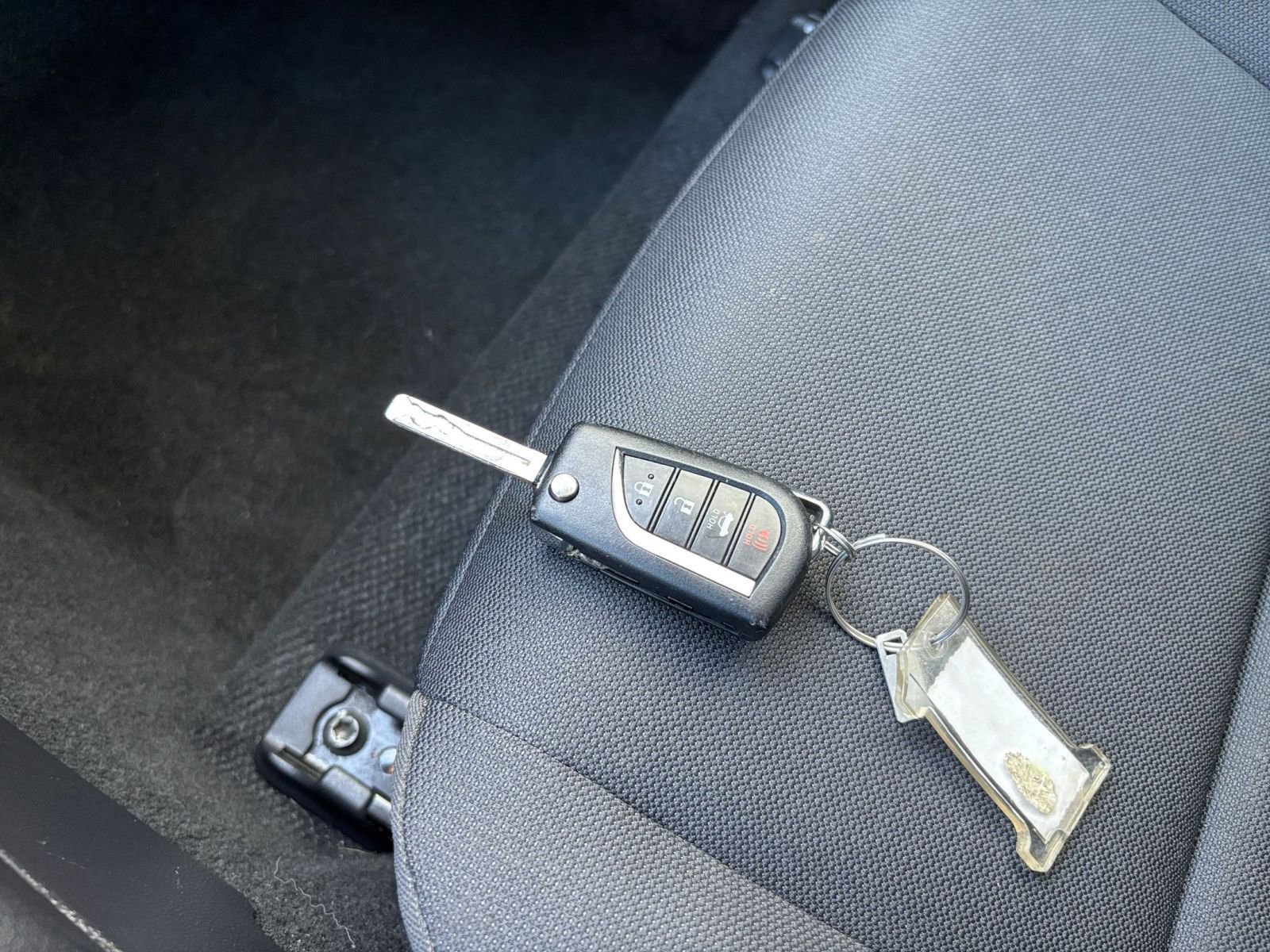 Used 2025 Toyota Corolla LE image 21