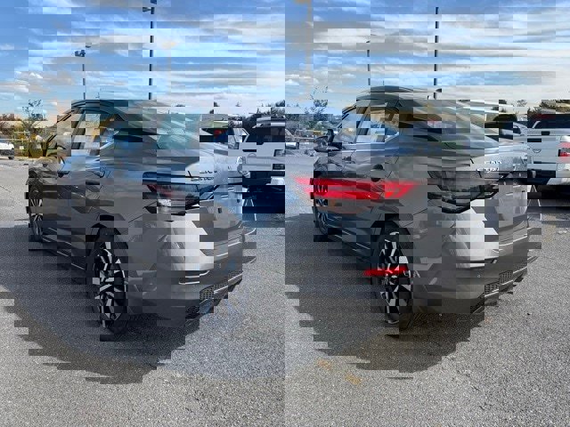 New 2025 Nissan Sentra SV w/ SV Premium Package image 7