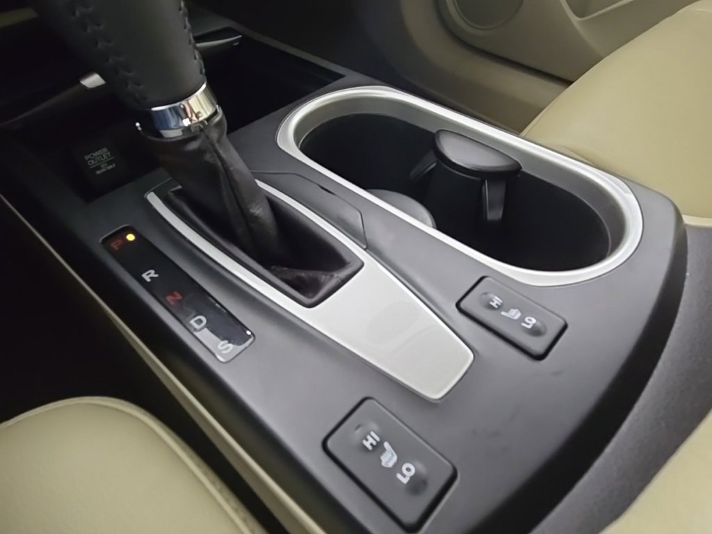 Used 2017 Acura RDX AWD image 21