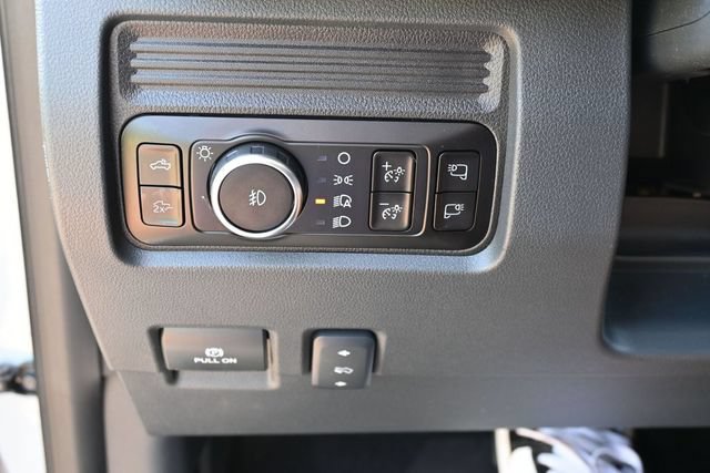 Certified 2025 Ford F450 Lariat w/ Lariat Ultimate Package AWD/4WD image 15