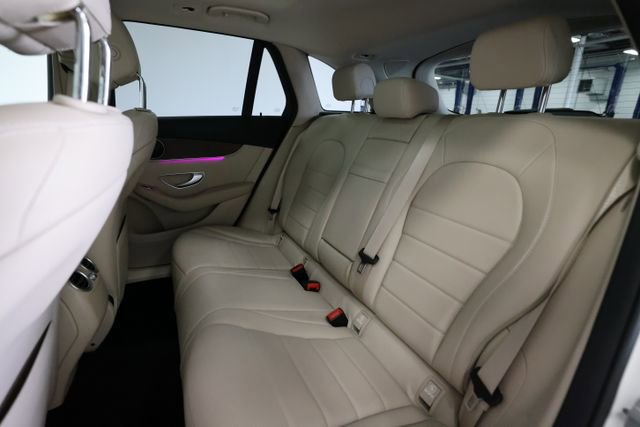 Used 2022 Mercedes-Benz GLC 300 4MATIC w/ Premium Package Lite image 25