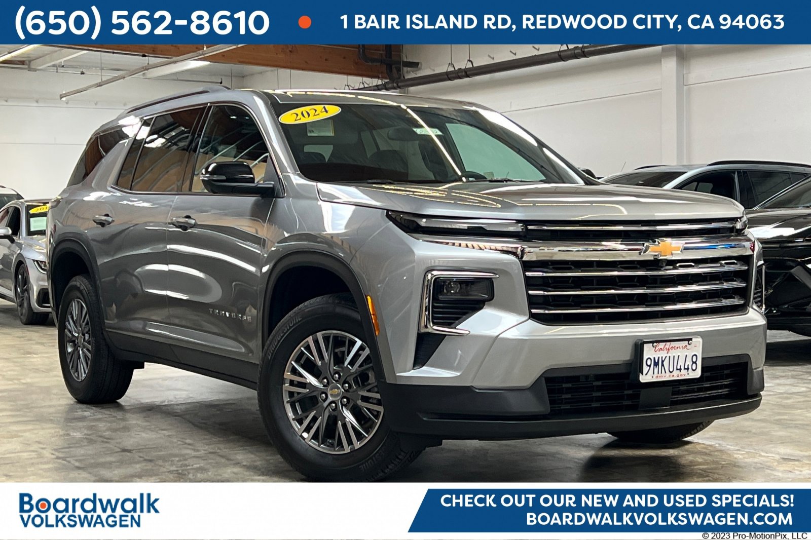 Used 2024 Chevrolet Traverse LT