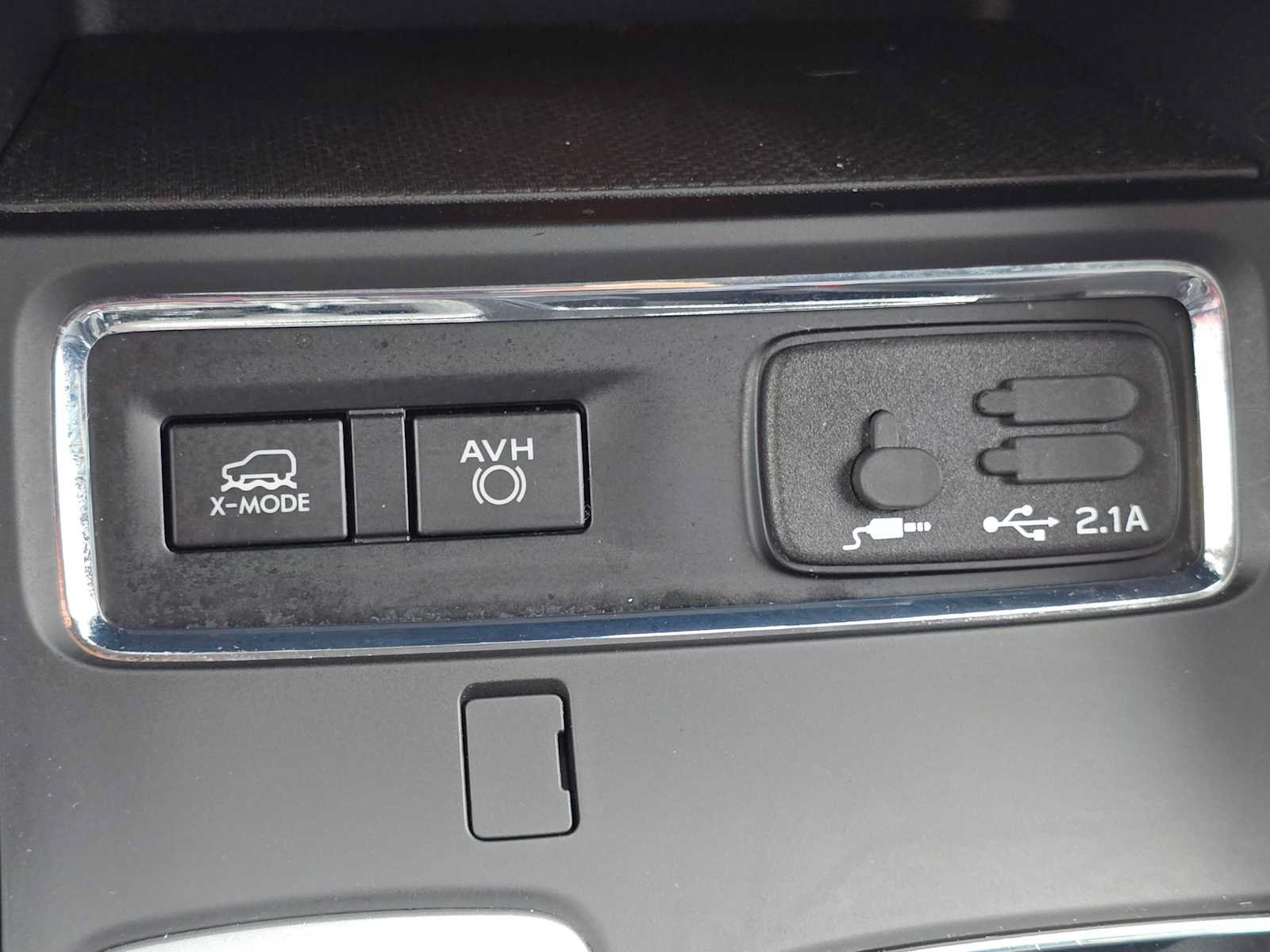 Used 2020 Subaru Ascent Limited w/ Technology Package AWD/4WD image 31