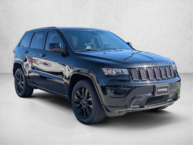 Used 2017 Jeep Grand Cherokee Altitude RWD video 3