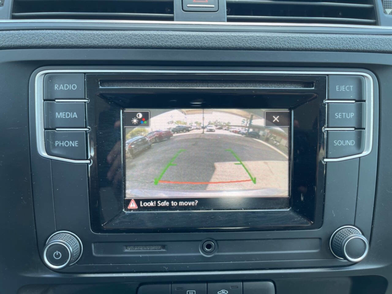 Used 2017 Volkswagen Jetta S image 13