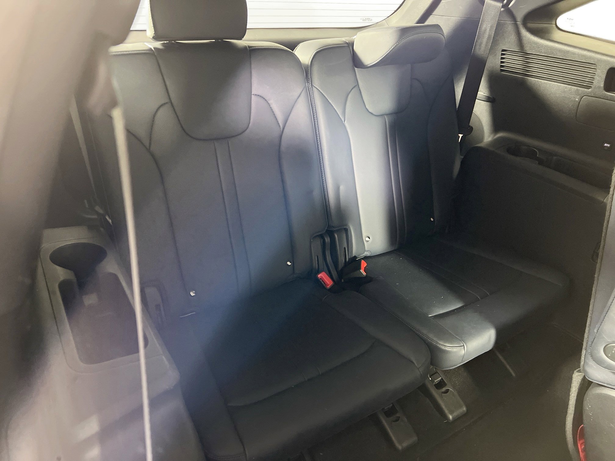 Used 2022 Kia Sorento SX Prestige w/ Panoramic Sunroof Package image 28