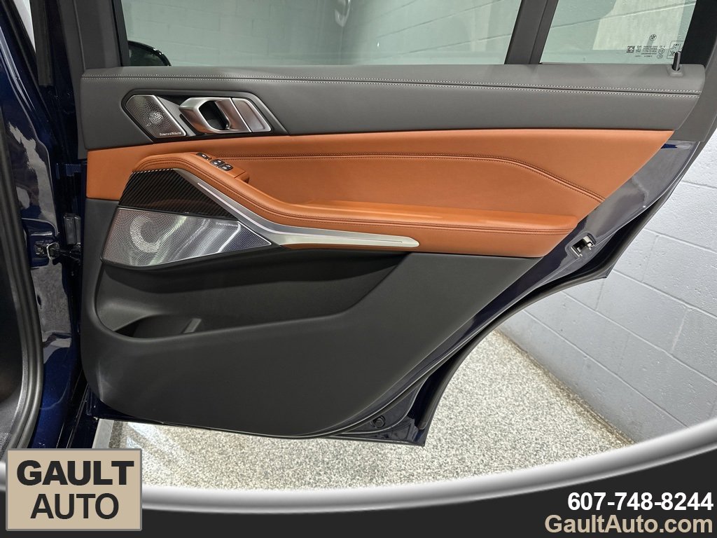 New 2026 BMW X7 M60i image 20