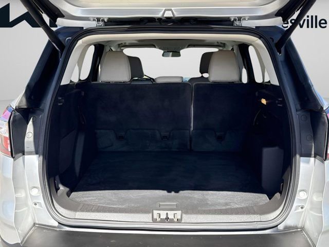 Used 2017 Ford Escape Titanium image 37