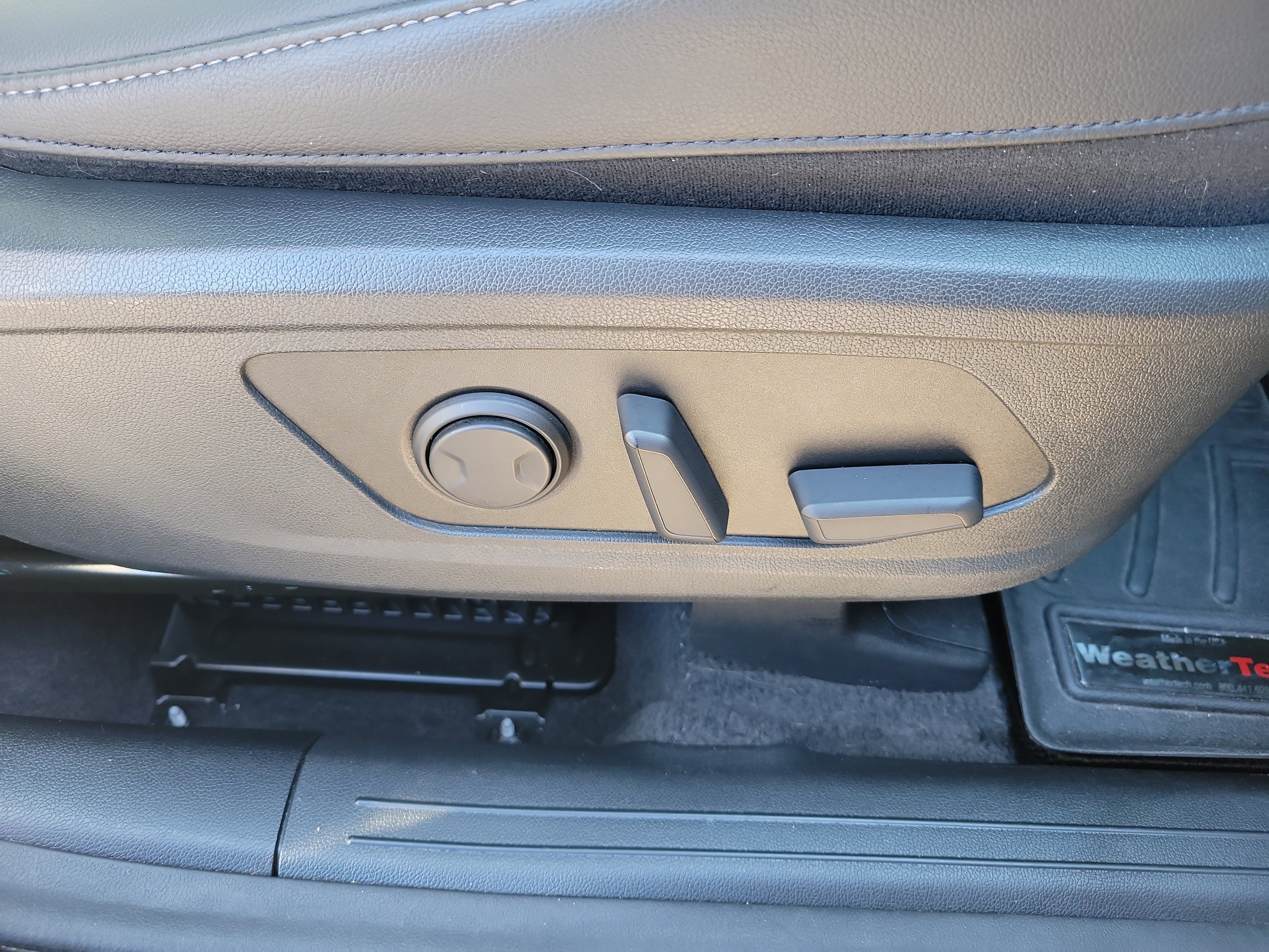 Certified 2023 Kia Sorento SX Prestige AWD/4WD image 9