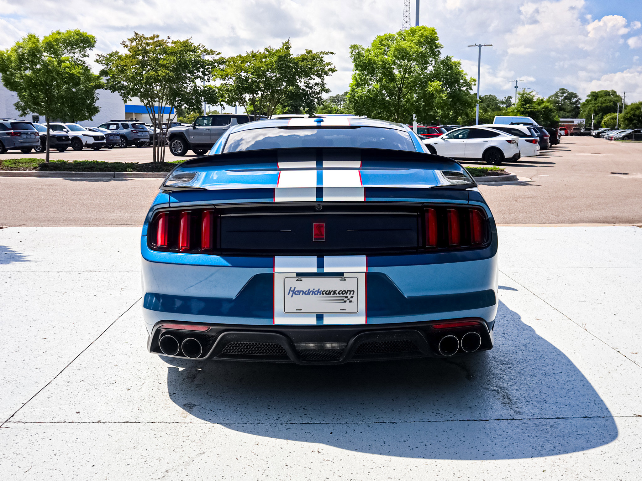 Used 2020 Ford Mustang Shelby GT350R w/ GT350R Equipment Group 920A RWD image 9
