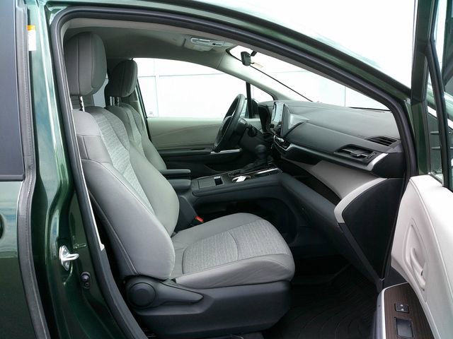 Used 2024 Toyota Sienna LE image 28
