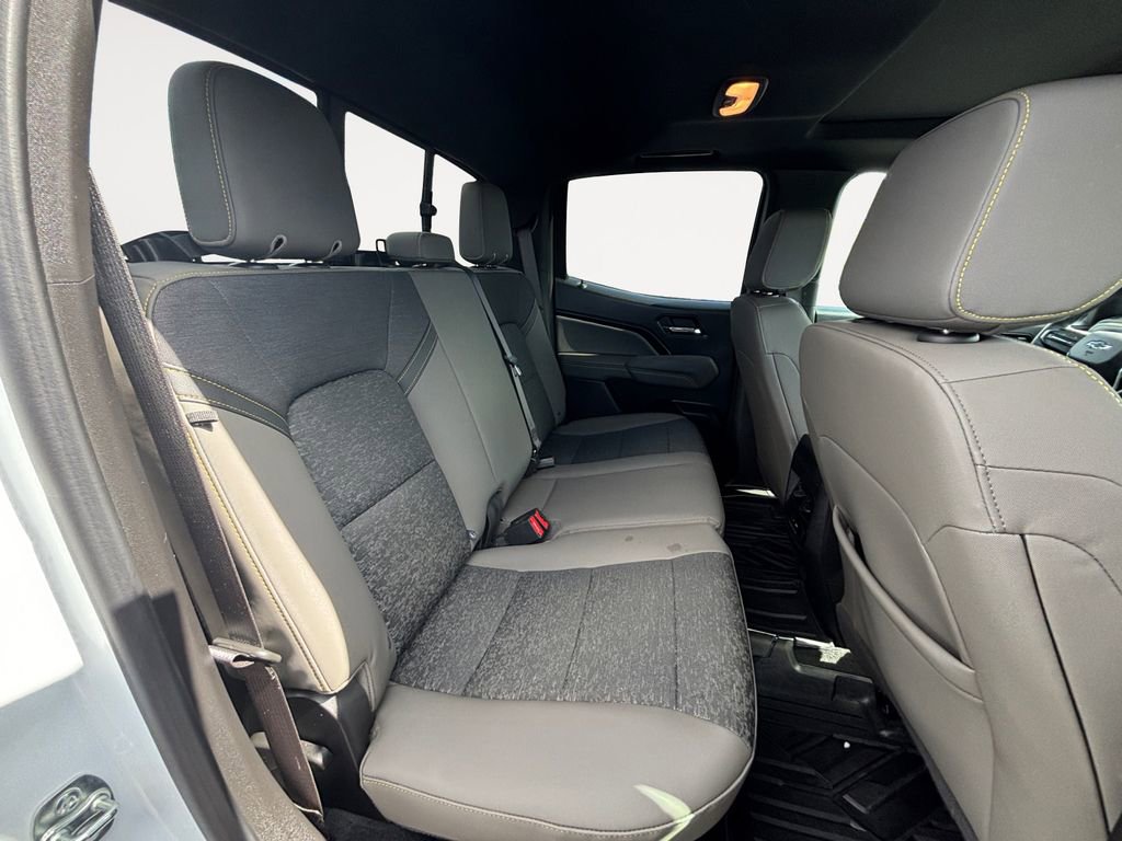 Used 2024 Chevrolet Colorado ZR2 w/ Technology Package image 14