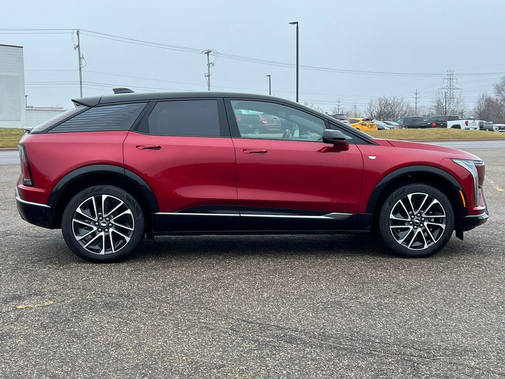 New 2026 Cadillac Optiq Sport 1 image 41