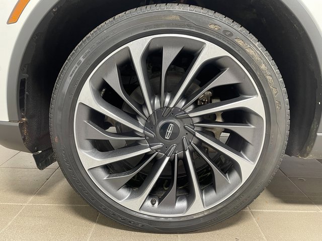 Used 2020 Lincoln Aviator Reserve w/ Equipment Group 201A image 7