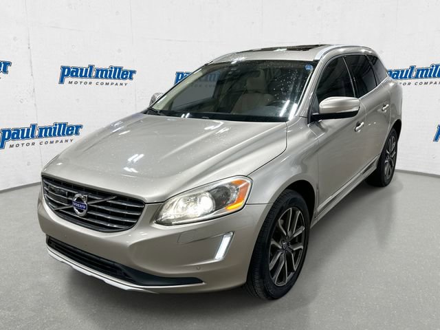 Used 2016 Volvo XC60 T5 Platinum w/ Climate Package FWD image 1