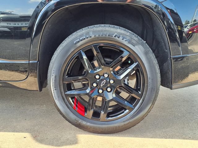 Used 2024 Chevrolet Traverse Premier w/ Redline Edition FWD image 11