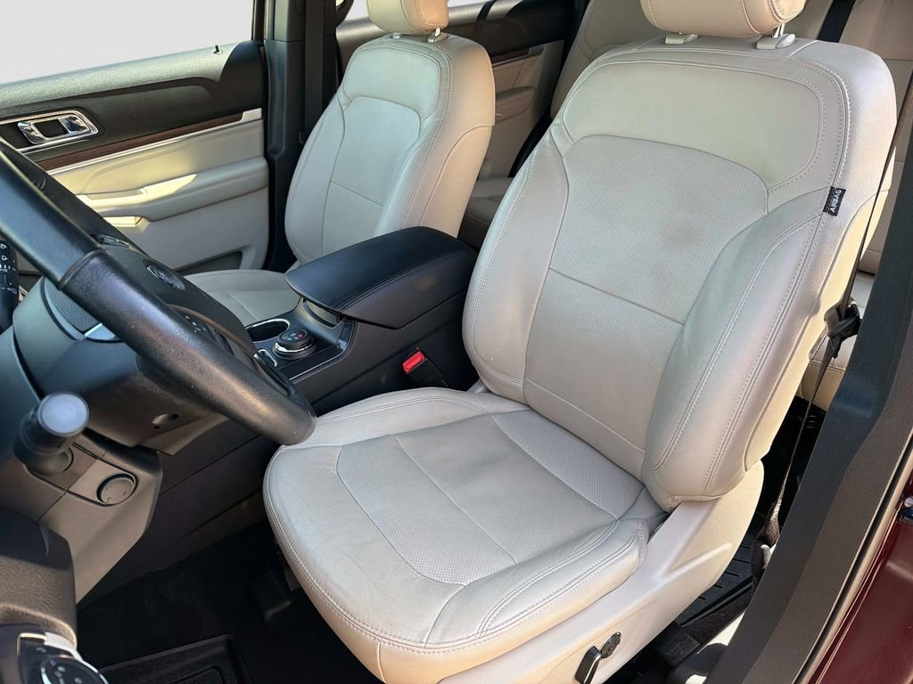 Used 2018 Ford Explorer Limited w/ Equipment Group 301A image 22