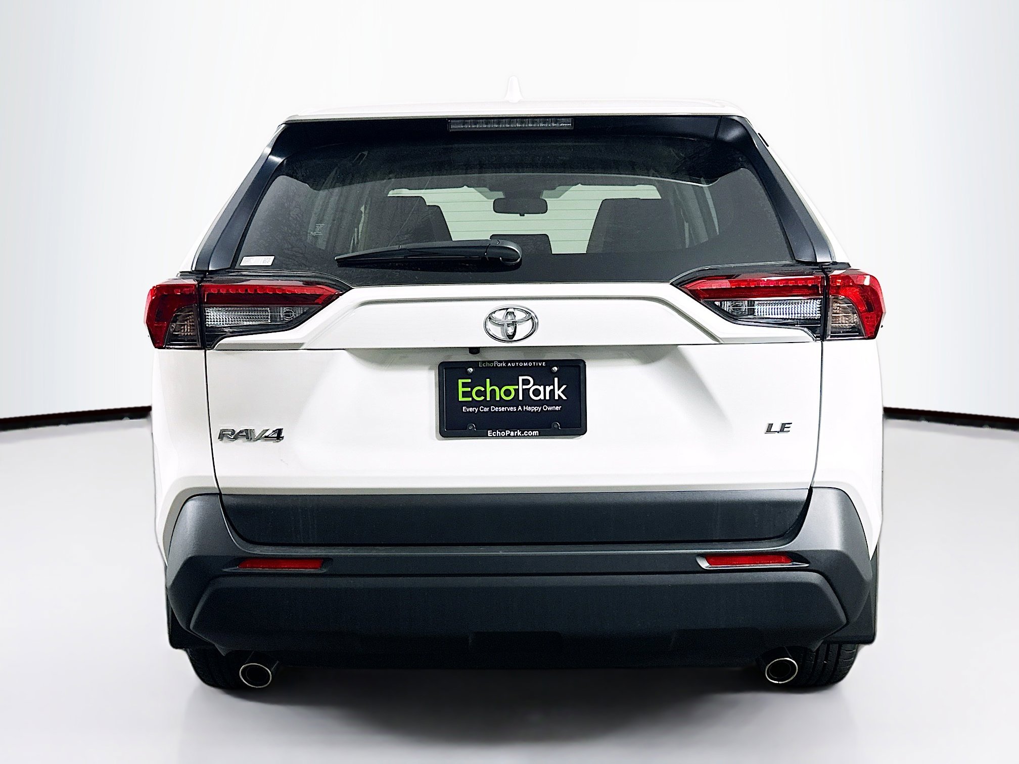 Used 2025 Toyota RAV4 LE image 7