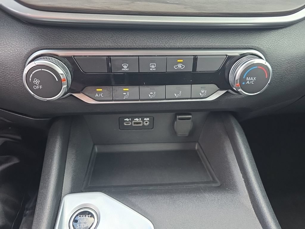 Used 2025 Nissan Altima 2.5 SV FWD image 22