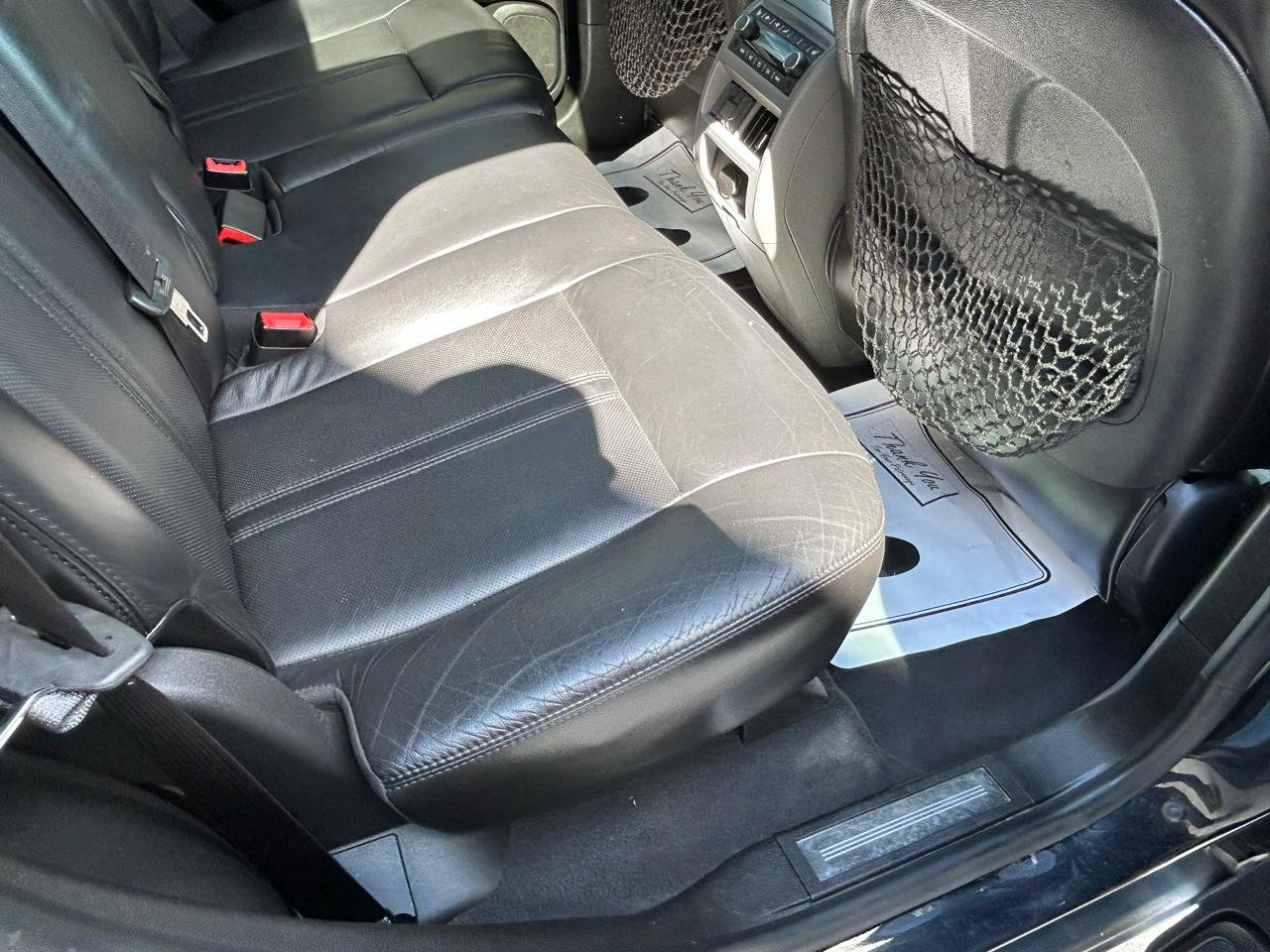 Used 2011 Cadillac SRX Premium AWD/4WD image 11