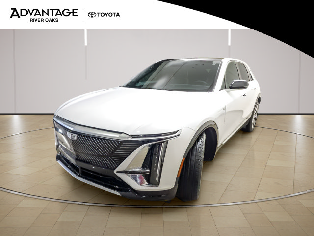 Used 2024 Cadillac Lyriq Tech AWD/4WD image 4