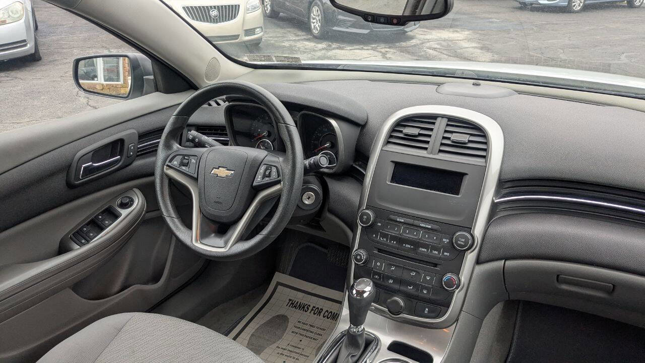 Used 2015 Chevrolet Malibu LS image 33