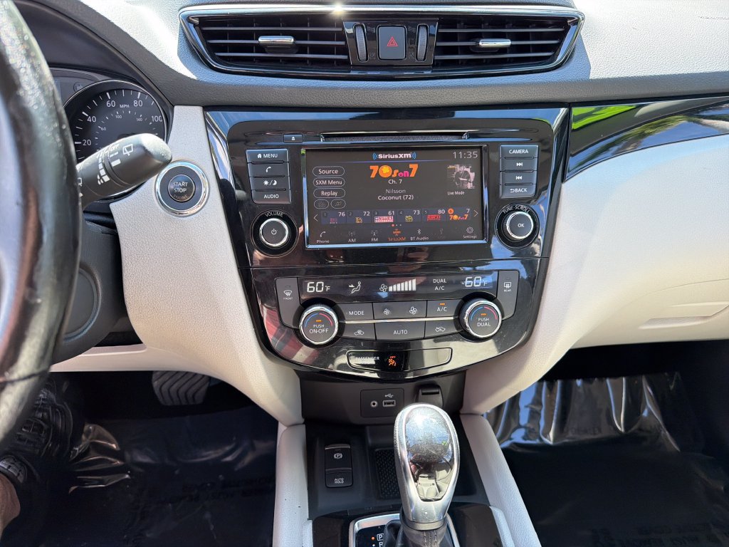 Used 2022 Nissan Rogue Sport SV w/ Technology Package FWD image 25