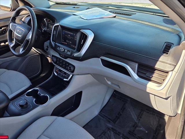 Used 2024 GMC Terrain SLE image 21