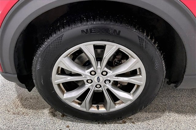 Used 2021 Ford Explorer XLT image 36