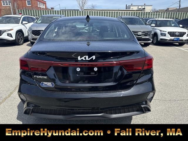 Used 2023 Kia Forte LXS image 4
