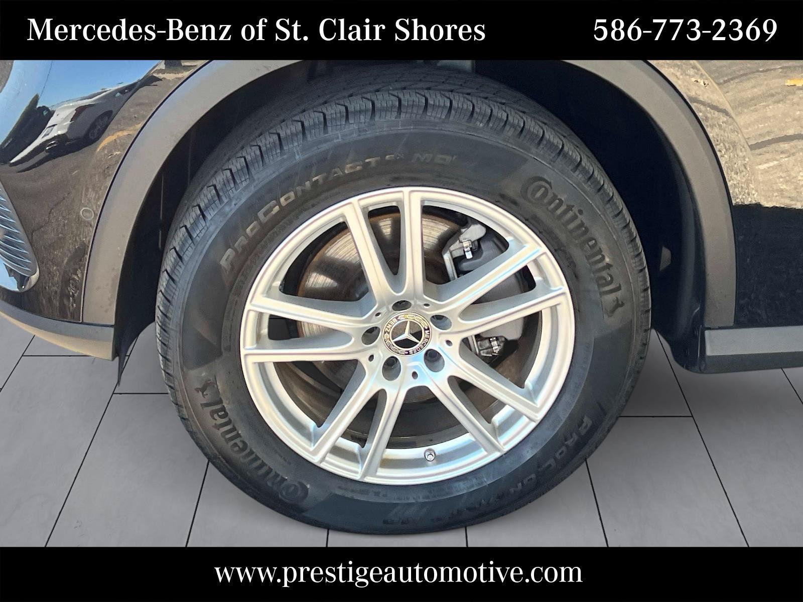 Used 2023 Mercedes-Benz GLC 300 4MATIC image 11