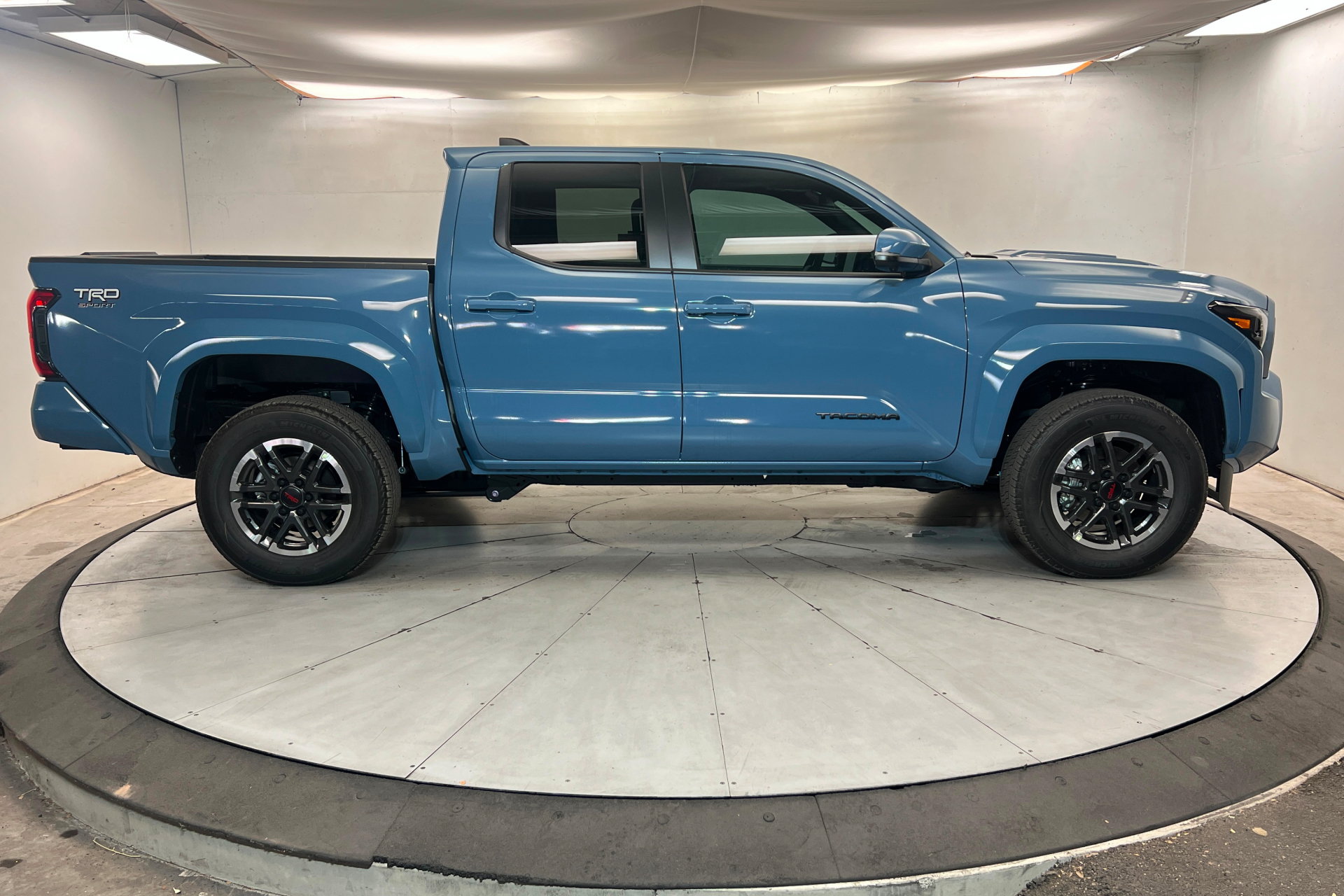 New 2026 Toyota Tacoma TRD Sport AWD/4WD image 6