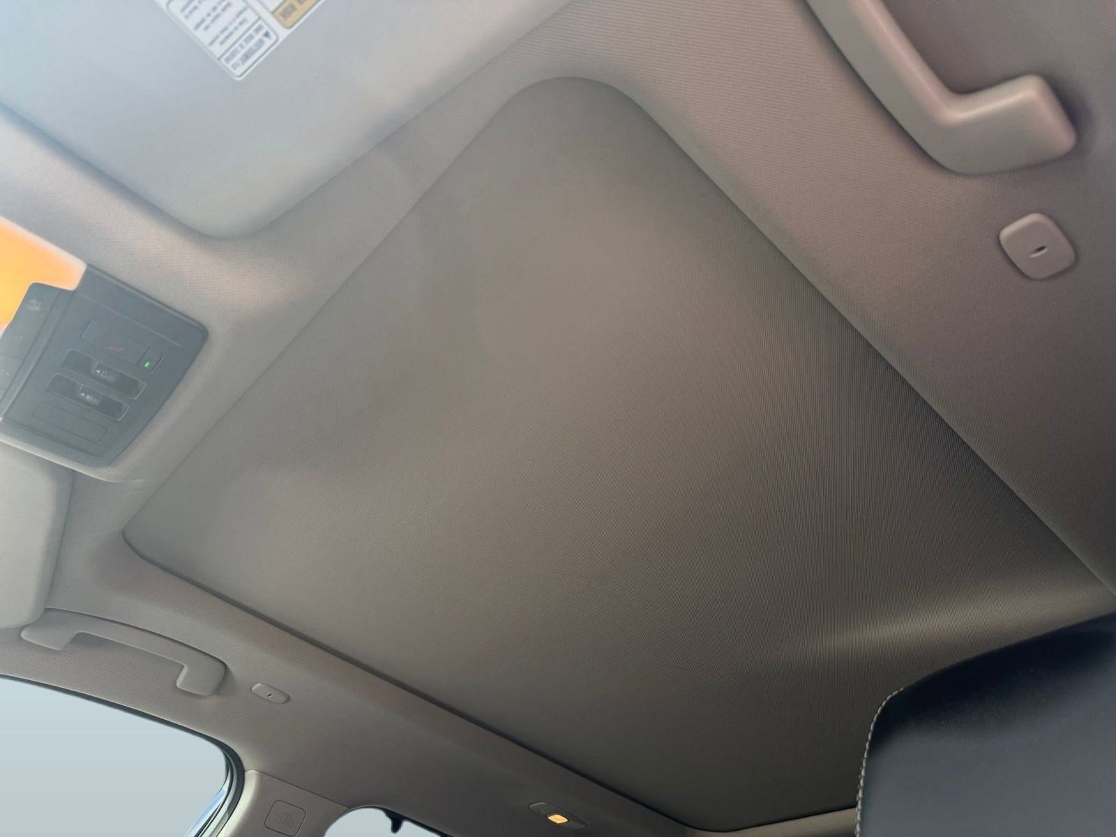 Certified 2024 Nissan Rogue SL w/ SL Premium Package image 14