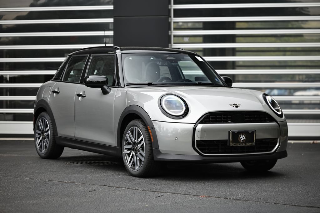 New 2026 MINI Cooper 4-Door Hardtop FWD image 1
