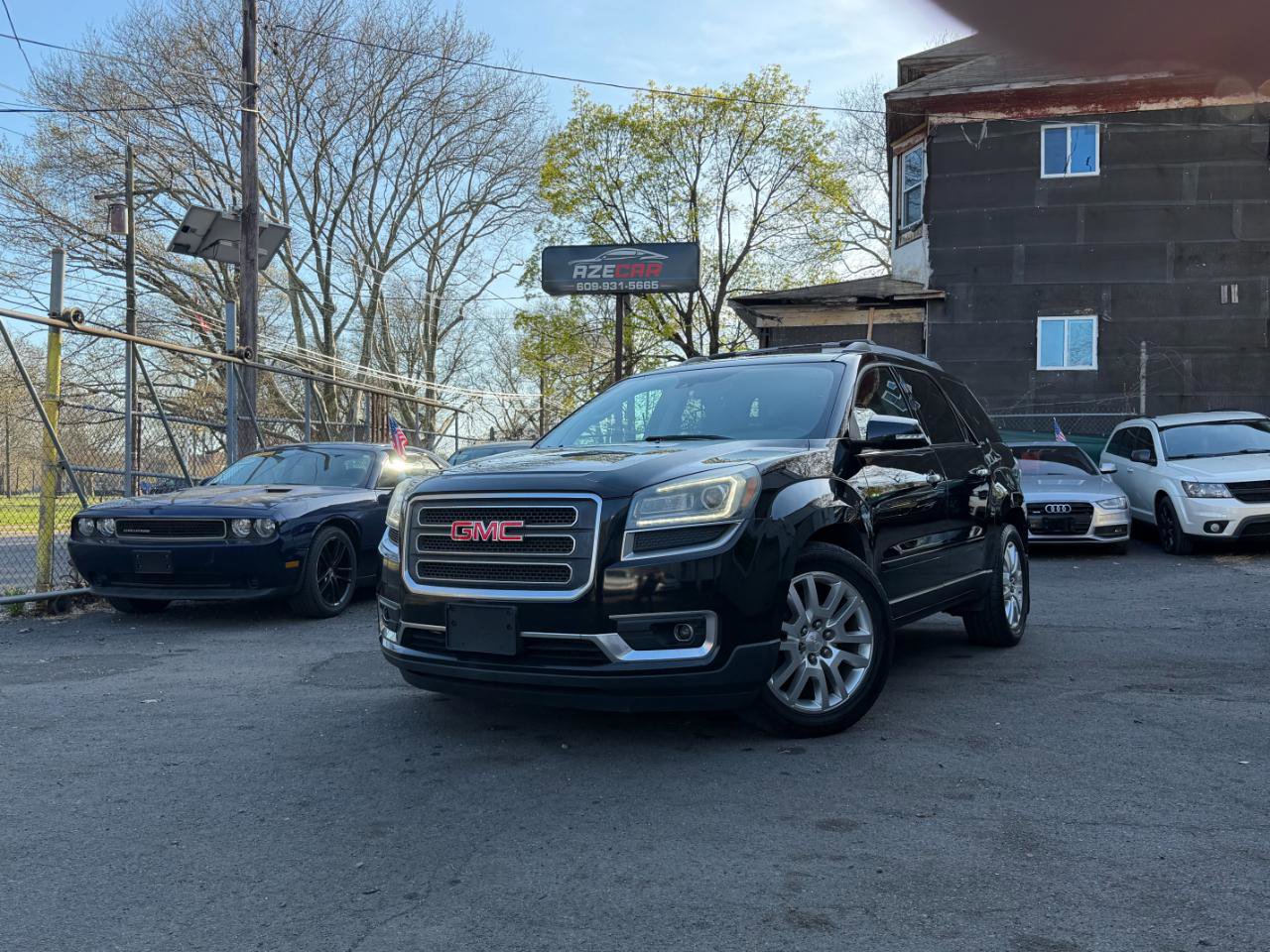 Used 2016 GMC Acadia SLT w/ Premium Edition image 2